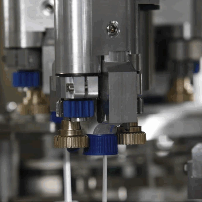 custom-molded anti-scratch tightening wheels for plastic trigger sprayers