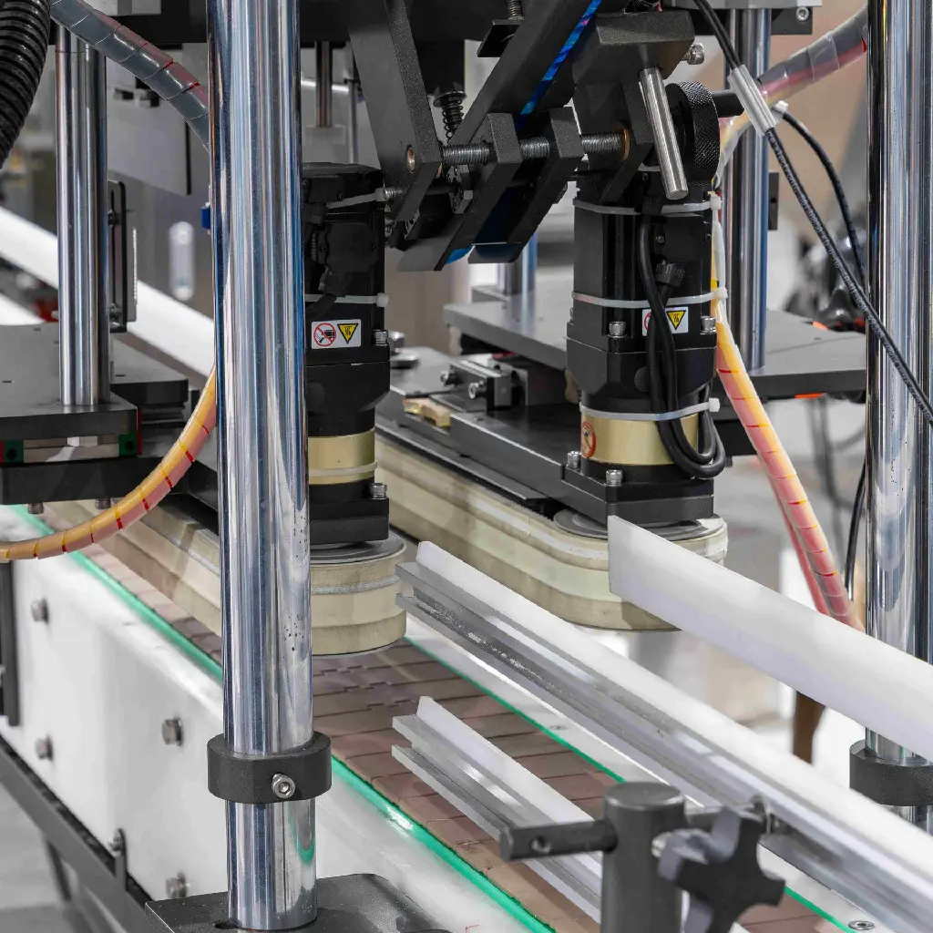 Automatic Round Bottle Labeler.webp